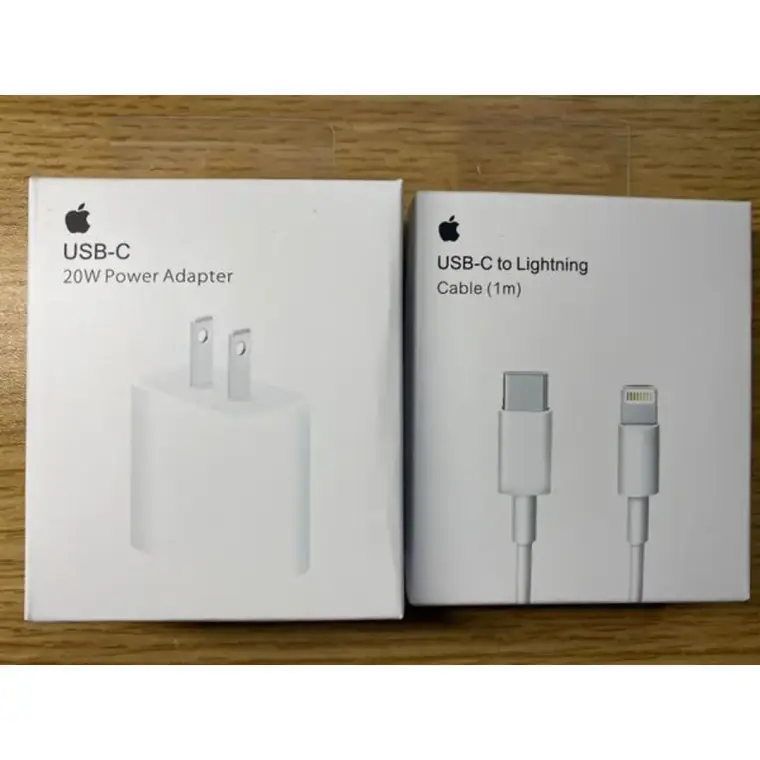 High Quality 20W PD Fast Charging Adapter for iPhone Device